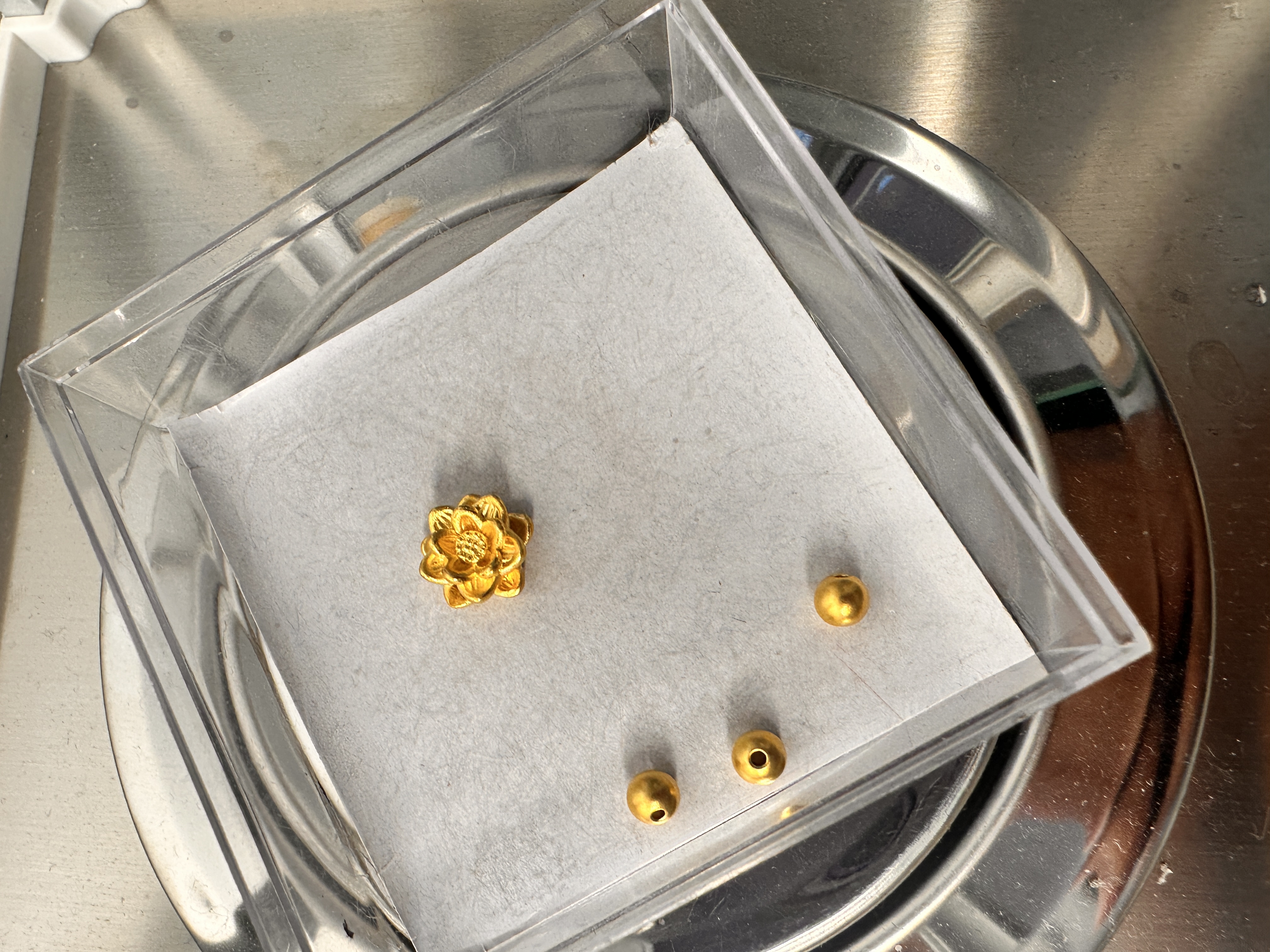 1.94g足金999莲花转运珠