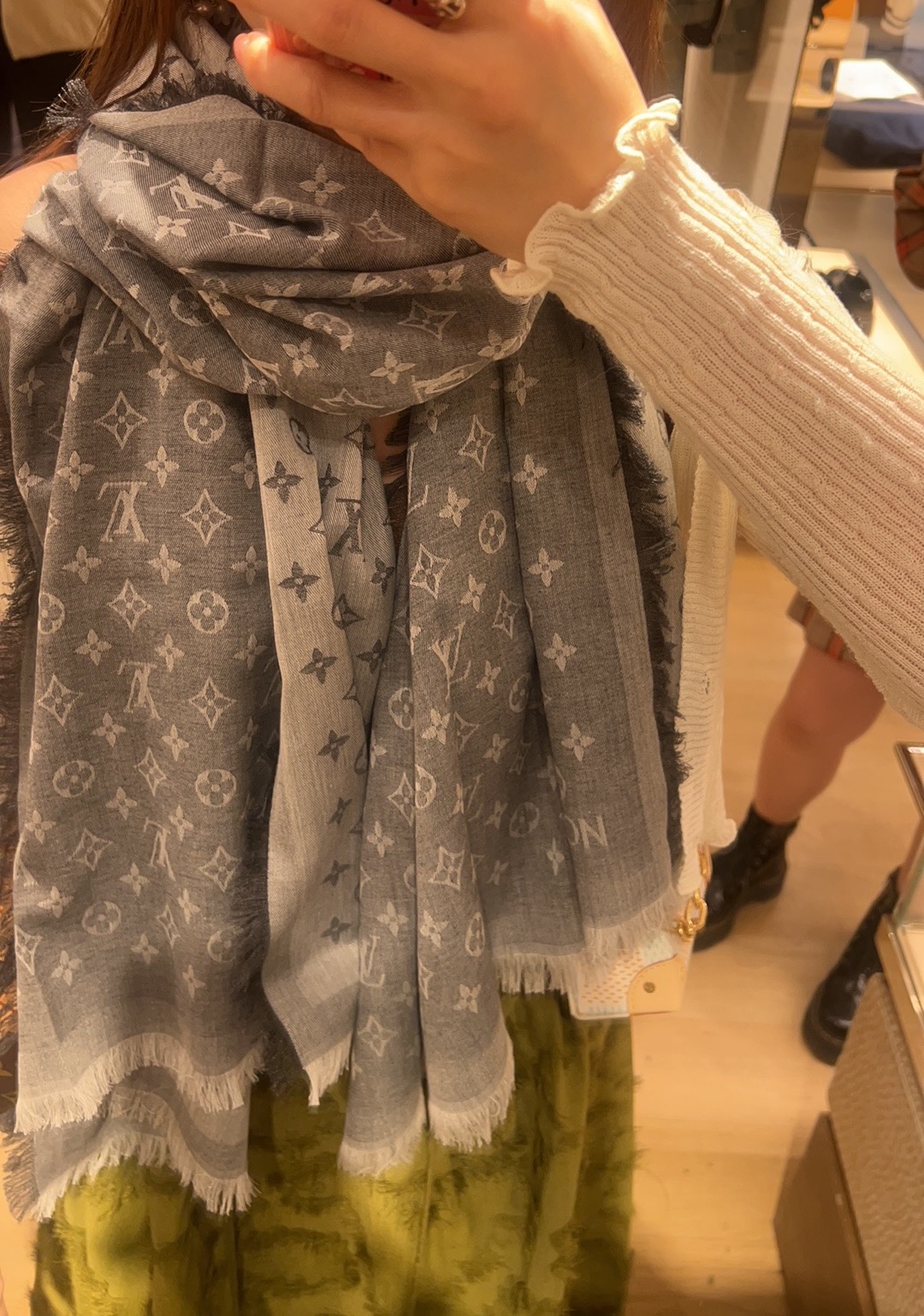 全新未使用 LouisVuitton/路易威登 LV牛仔围巾