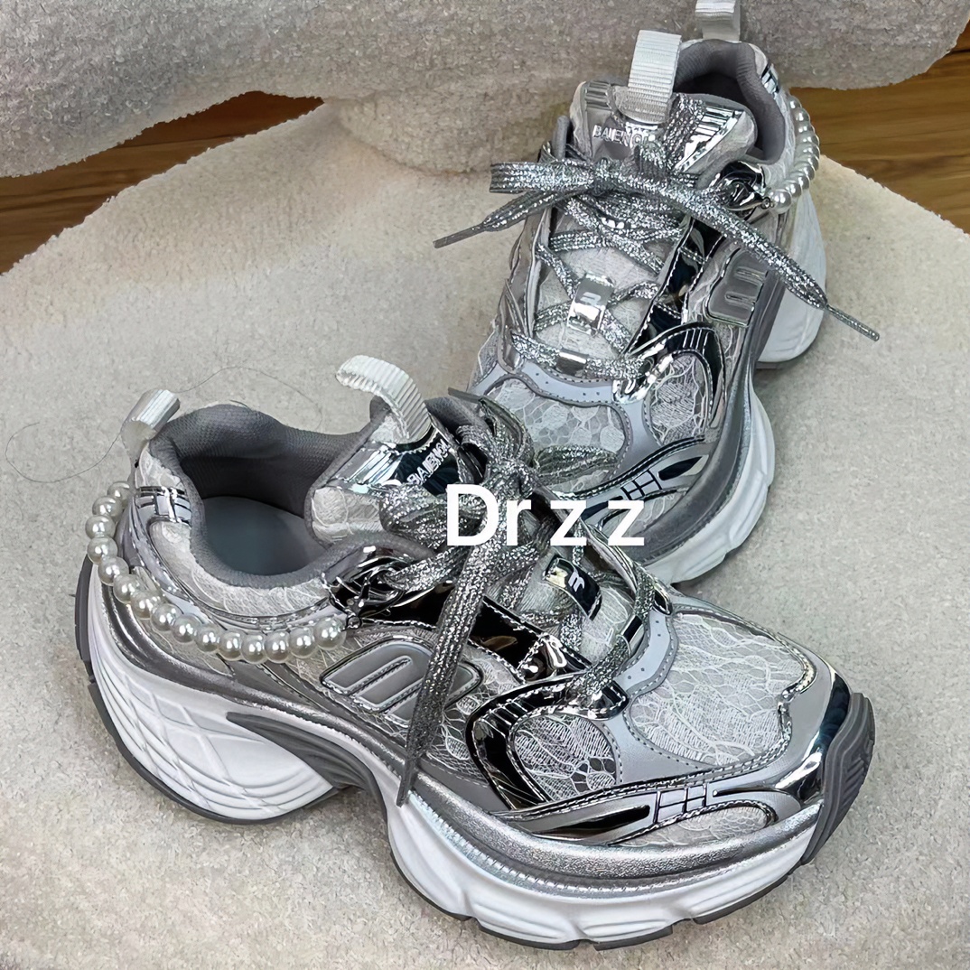 2025春新款百搭珍珠链厚底度假网面蕾丝老爹鞋时尚潮流银色女鞋