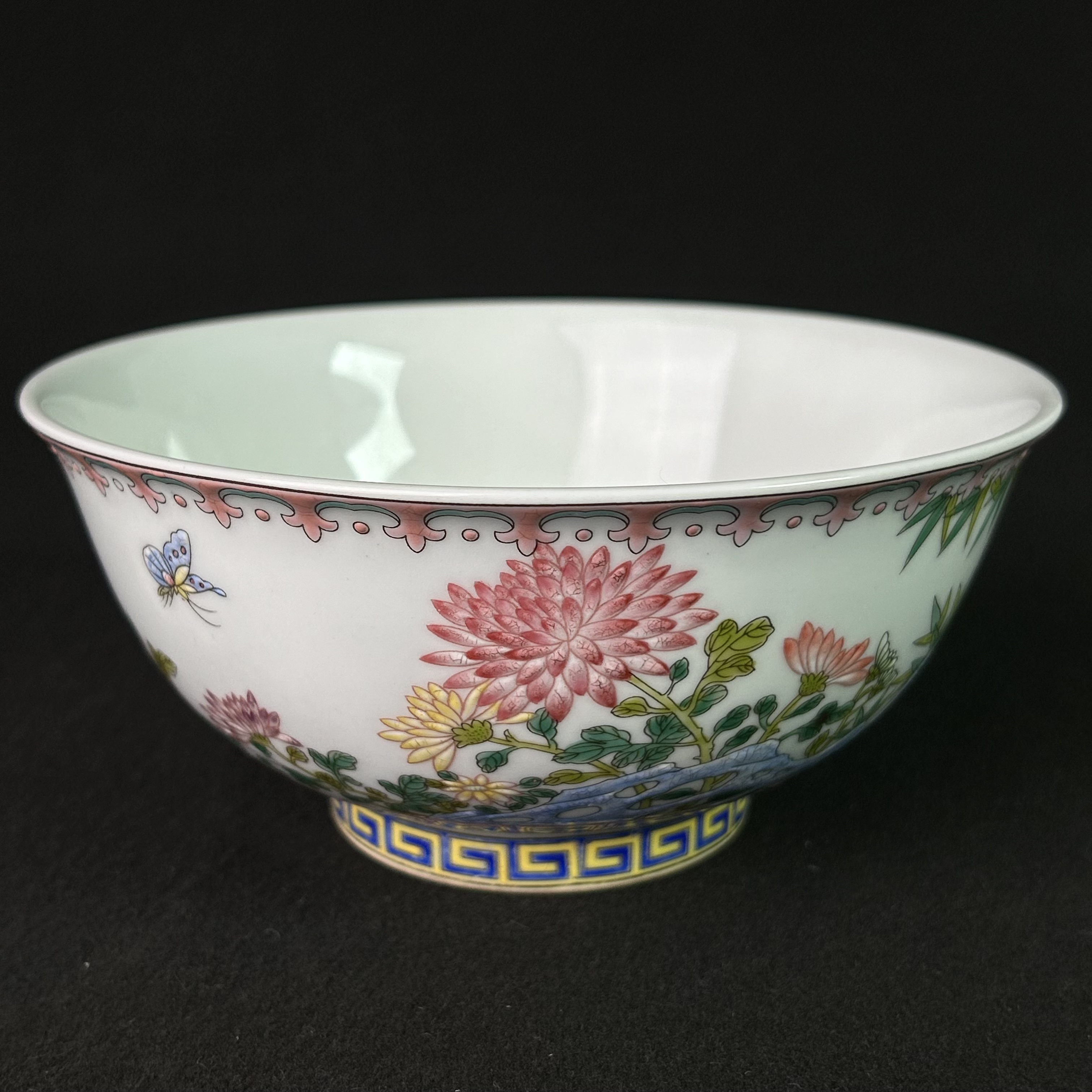 WYTCC2006-00828Q清代珐琅彩花卉宫碗 