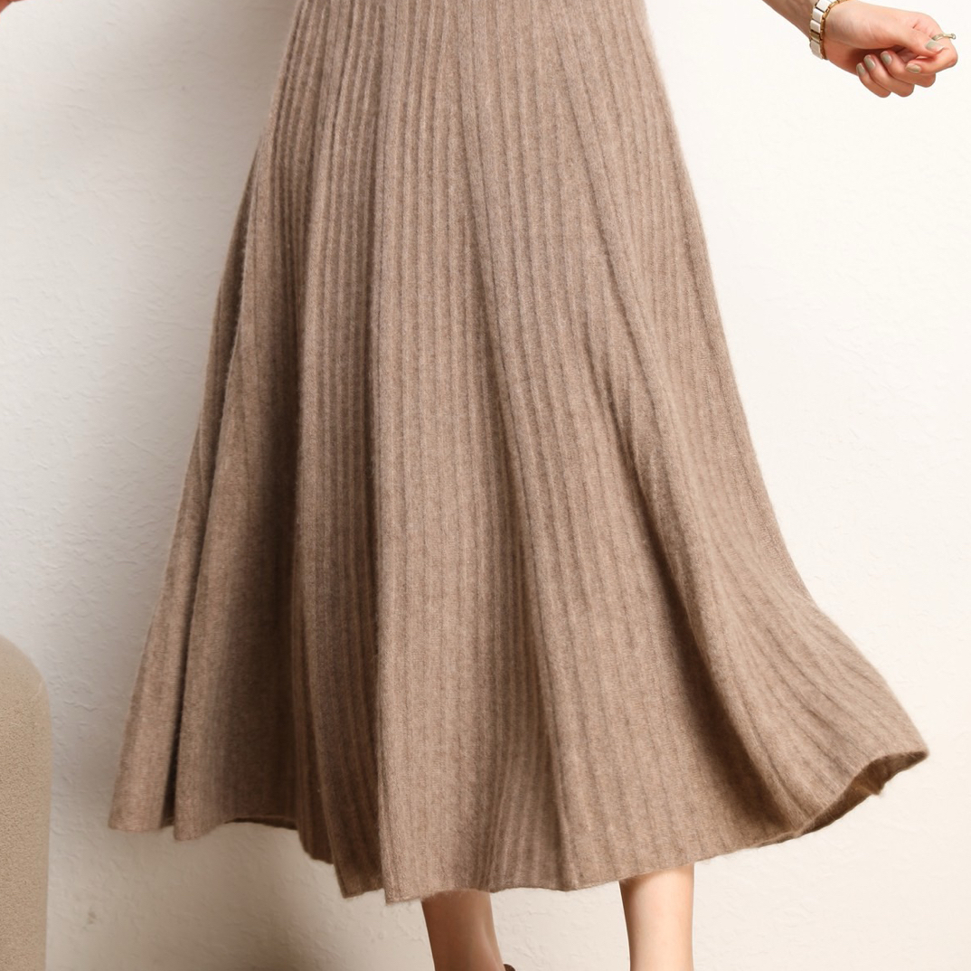 12针薄款竖条山羊绒大伞裙