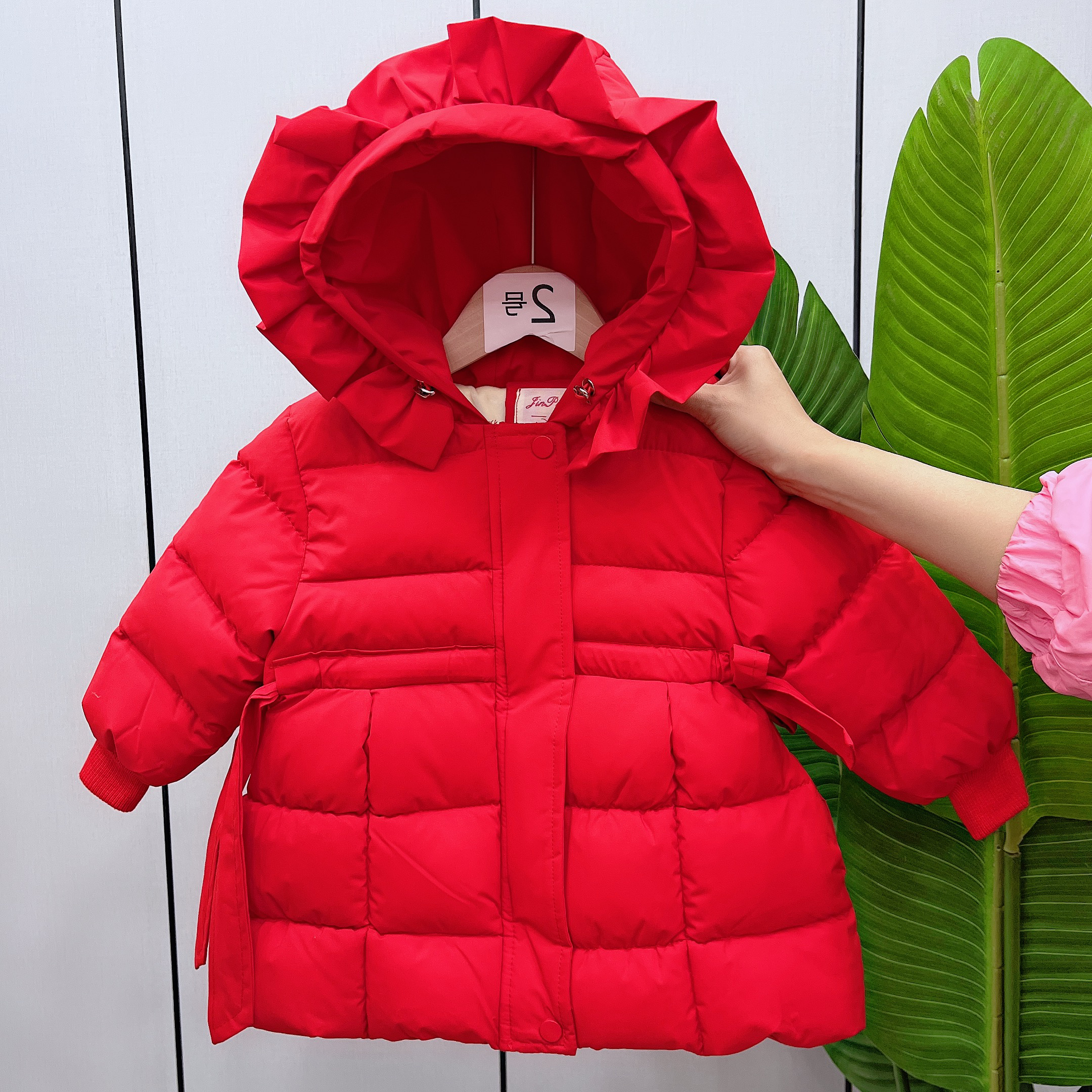 2024新款女童冬季加厚加绒棉衣外套洋气时尚儿童保暖连帽棉服红色