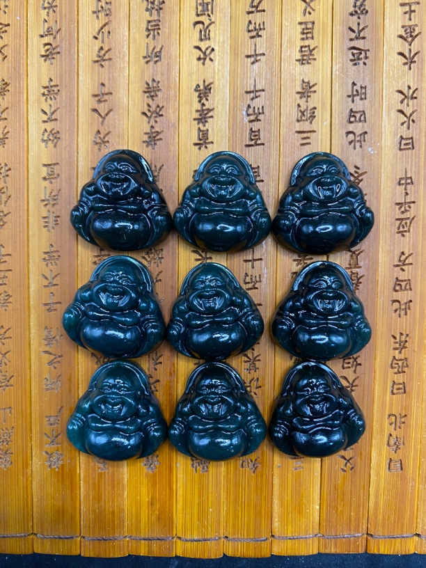 非金属吊坠 泰山玉大肚服长24mm宽24mm