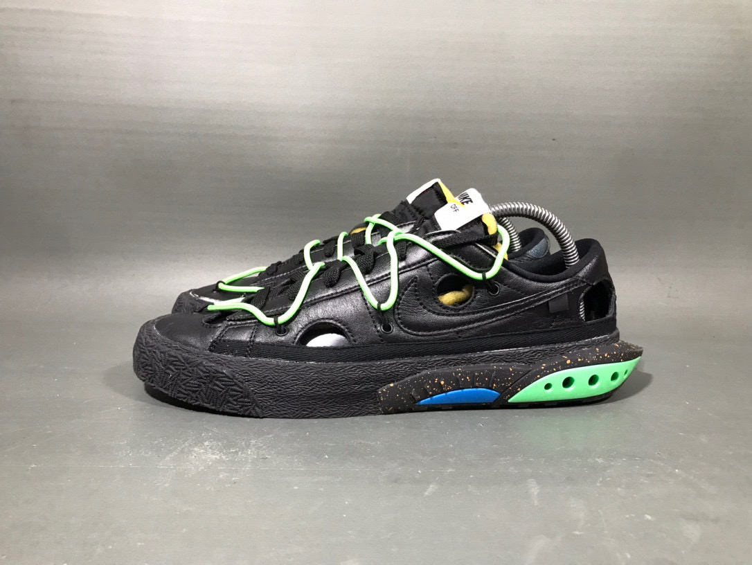 42.5码 耐克 Blazer 77 Offwhite 镂空黑绿解构板鞋/无原盒9新
