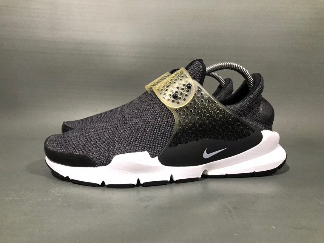 41码 耐克 Sock dart SE黑灰袜子鞋运动鞋/无原盒