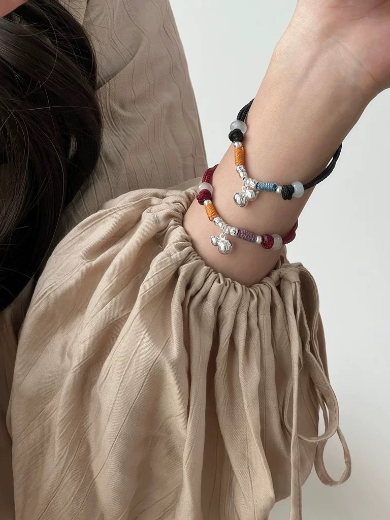 足银手链 足银手链银坨坨999葫芦红绳纯银编绳情侣本命年