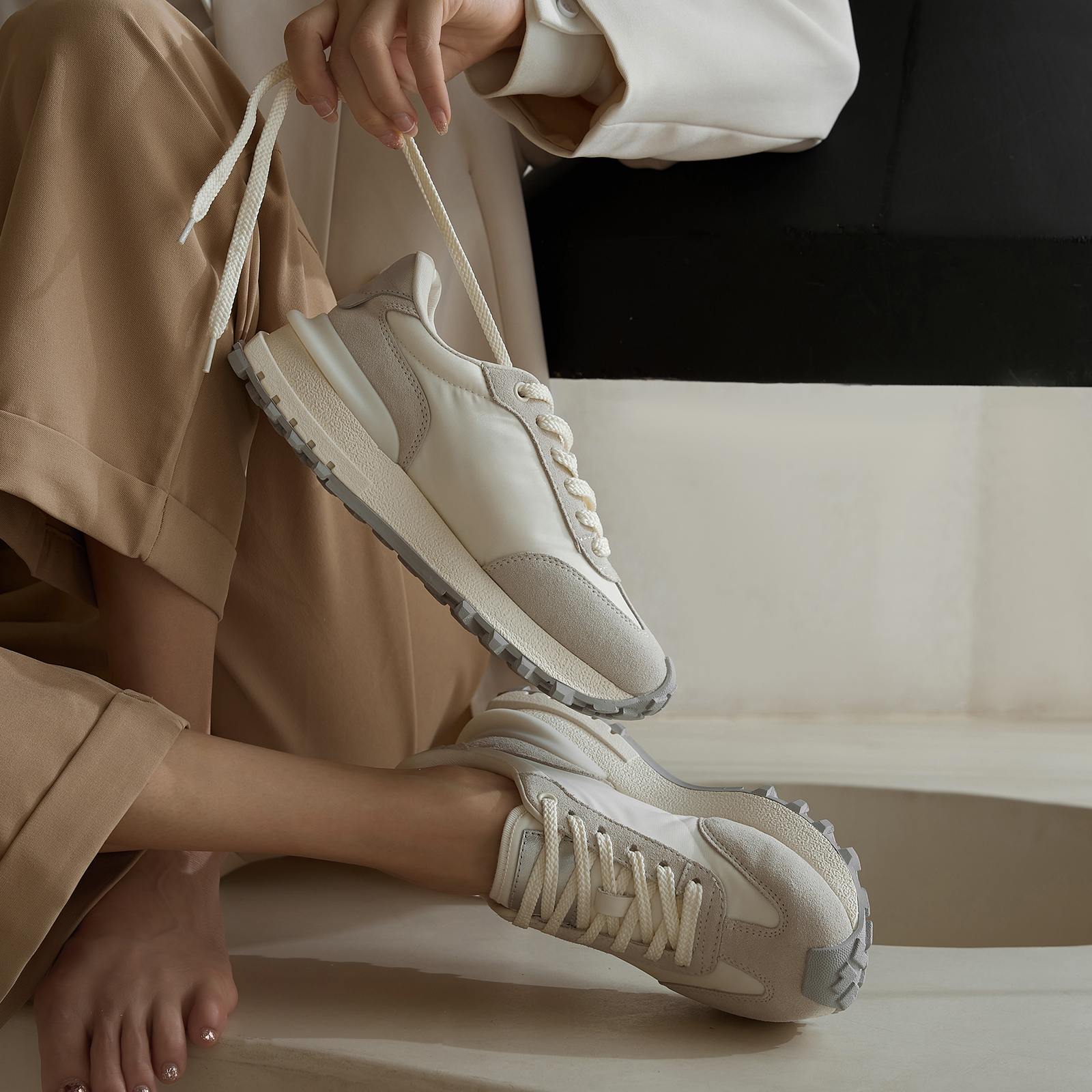 LeeCat Studio | 2025年厚底百搭透气防臭不累脚阿甘鞋女W2410072