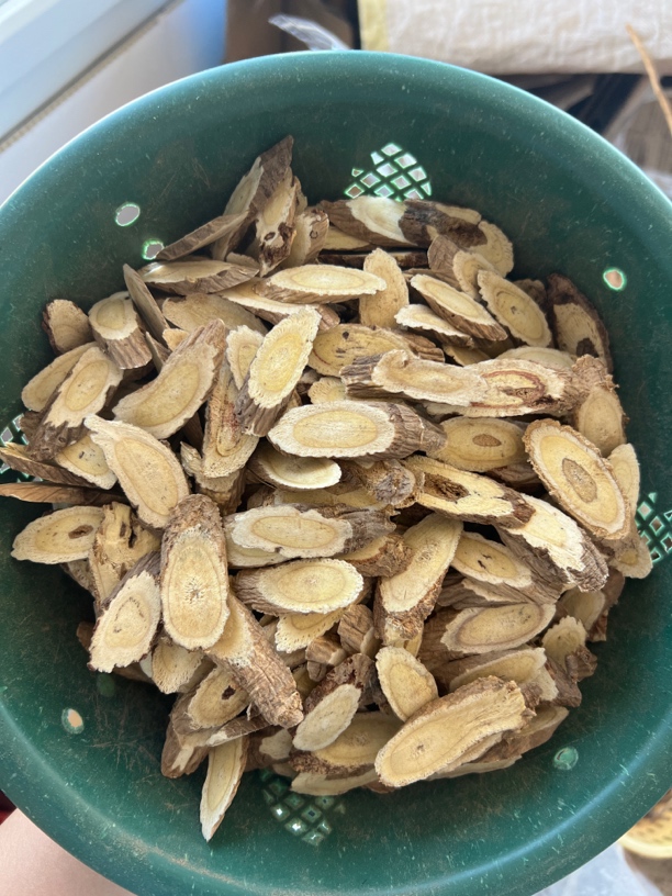 甘肃野外采挖老黄芪250克包邮