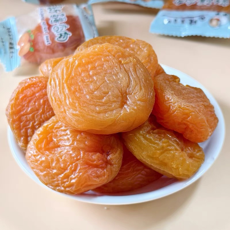 新疆杏肉果脯无核大杏干大杏肉酸甜可口饱满