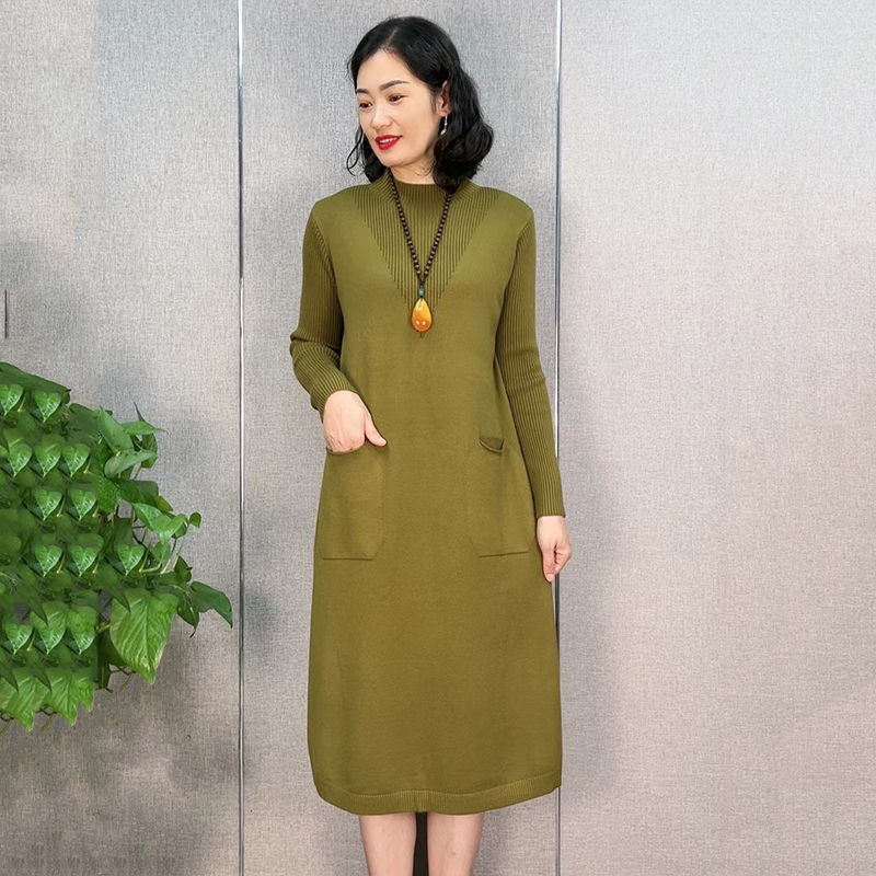 秋冬半高领过膝中长款针织连衣裙女士时尚妈妈内搭毛衣裙亲肤气质