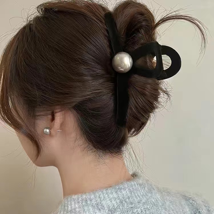 黑色丝绒珠珠抓夹大号高级发夹女后脑勺秋冬气质鲨鱼夹发饰头饰