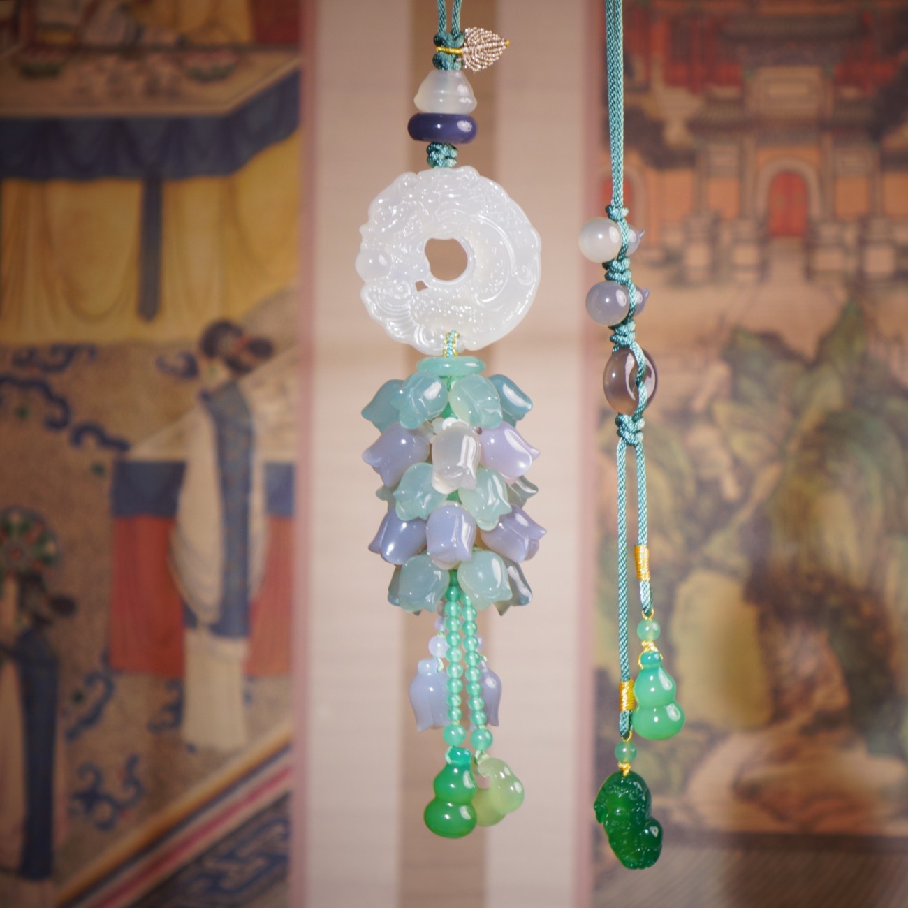 鱼化龙-高端大气天然玉石车挂