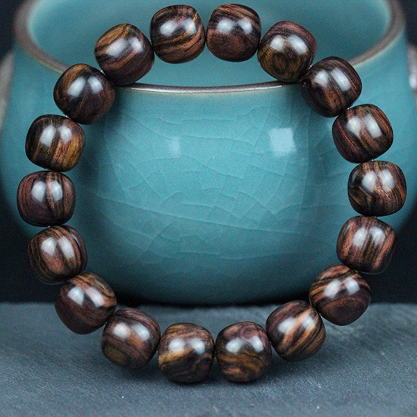 11✖️12 十月田 多彩料 紫油梨老料孤品 手串  海南黄花梨