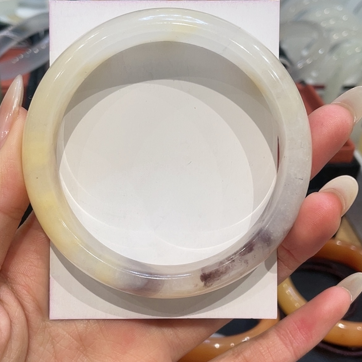【闪购商品】石英质玉手镯未镶嵌