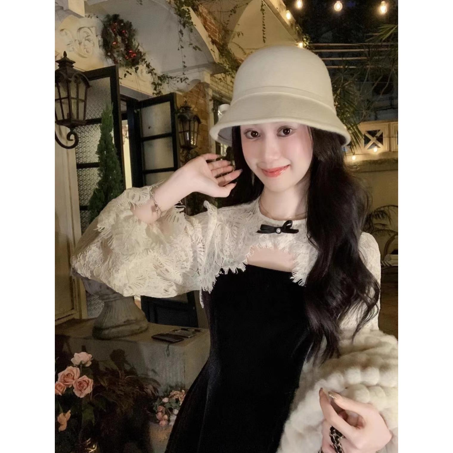 2024新款春秋鱼兔子蝴蝶结领口的兔子蕾丝拼接连衣裙女