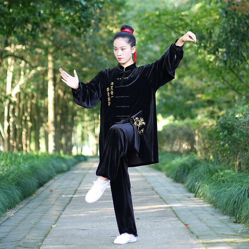 太暖了！高端刺绣太极服女装秋冬新款男黑色南韩绒陈家沟武术服厚