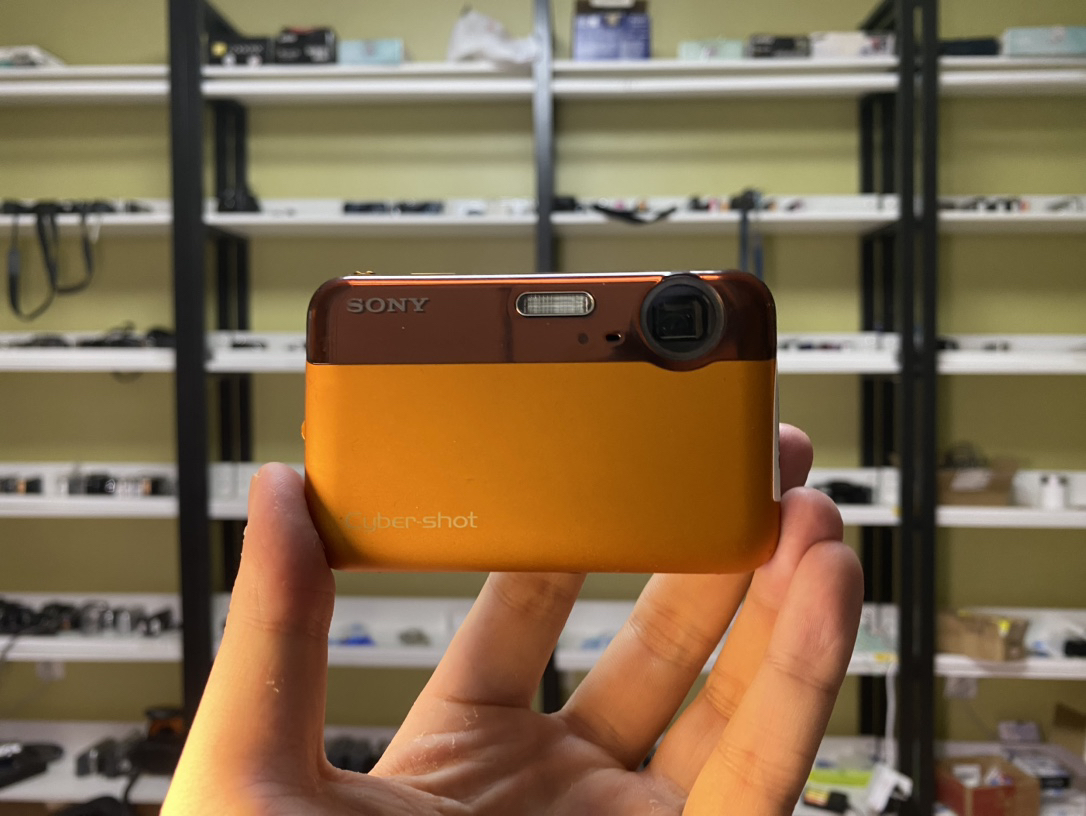 90新 Sony/索尼 J10 适合校园 出图复古朦胧