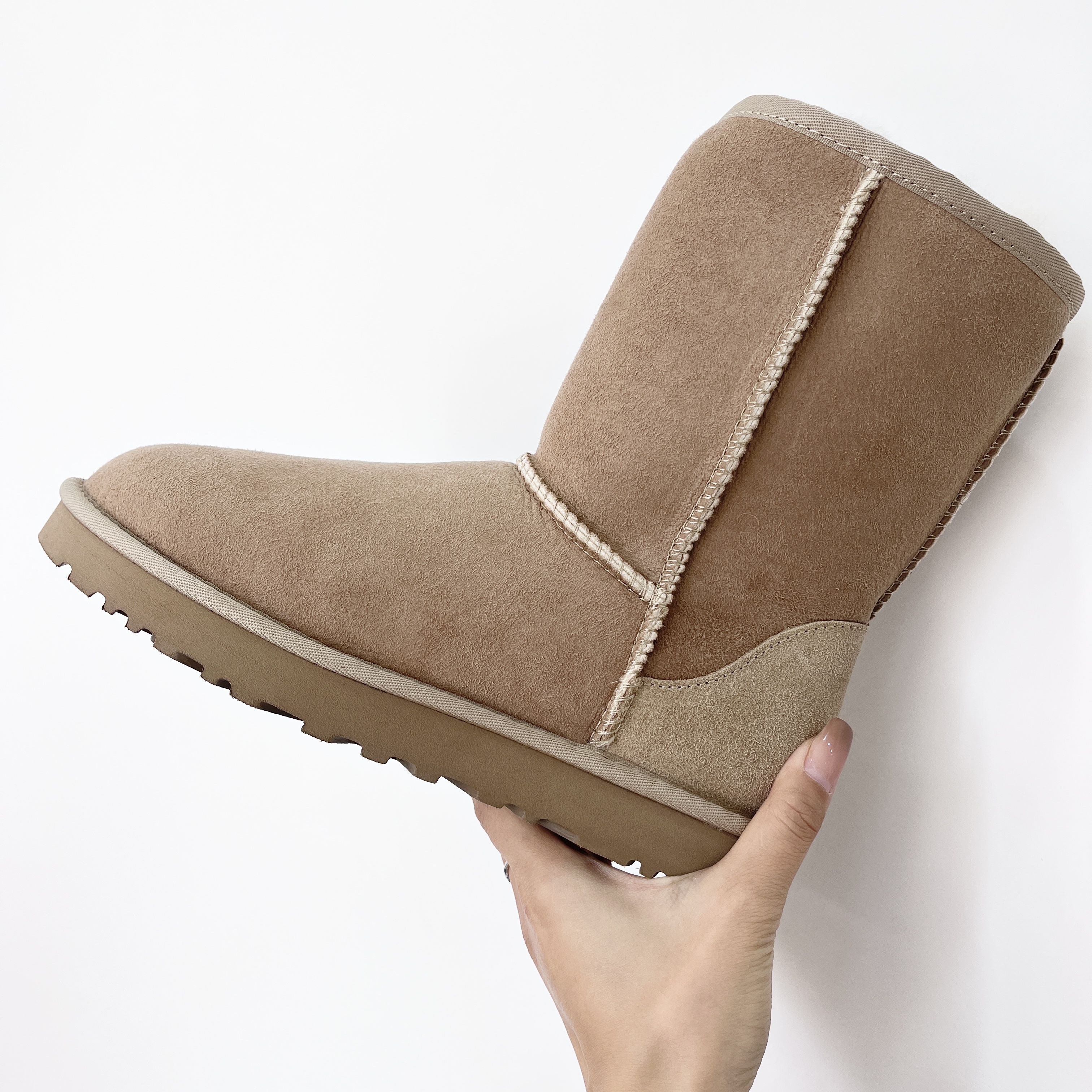 【5825】桑坡羊皮毛一体雪地靴短筒百搭冬季保暖时尚女鞋