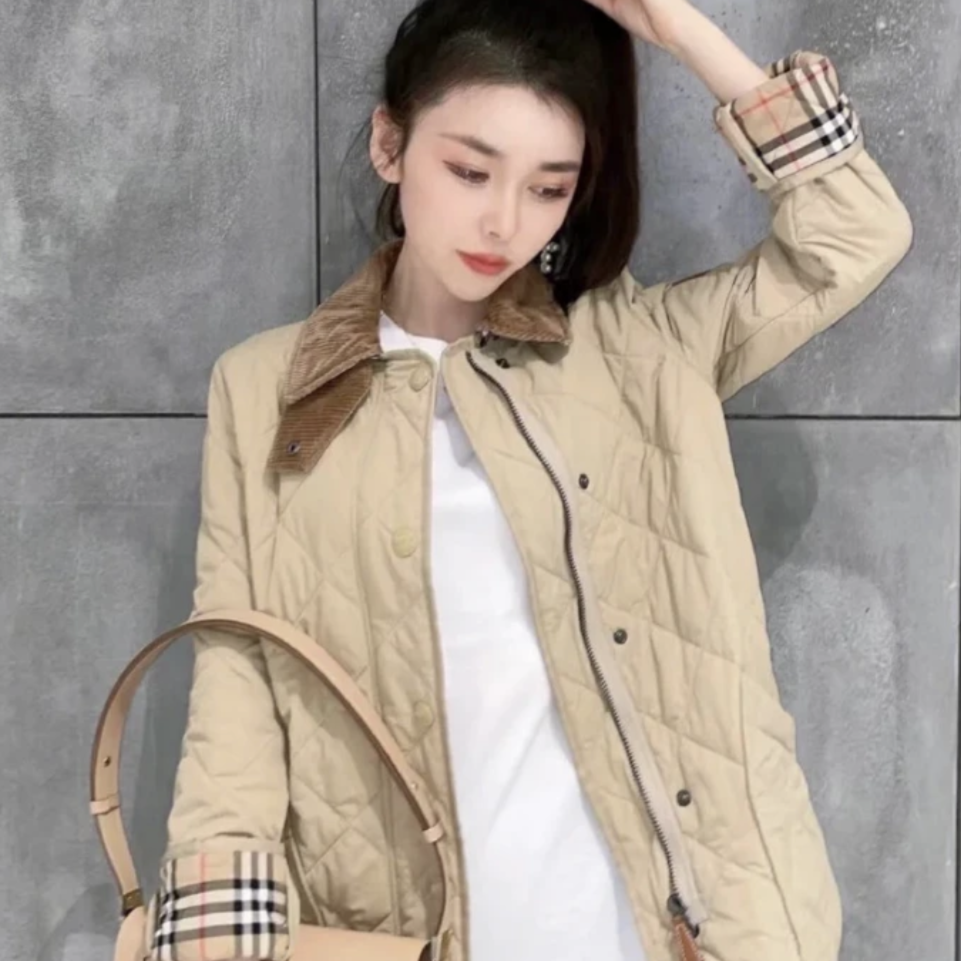 全新未使用 BURBERRY/博柏利 经典温控夹克 棉服女款蜂蜜色 秋冬