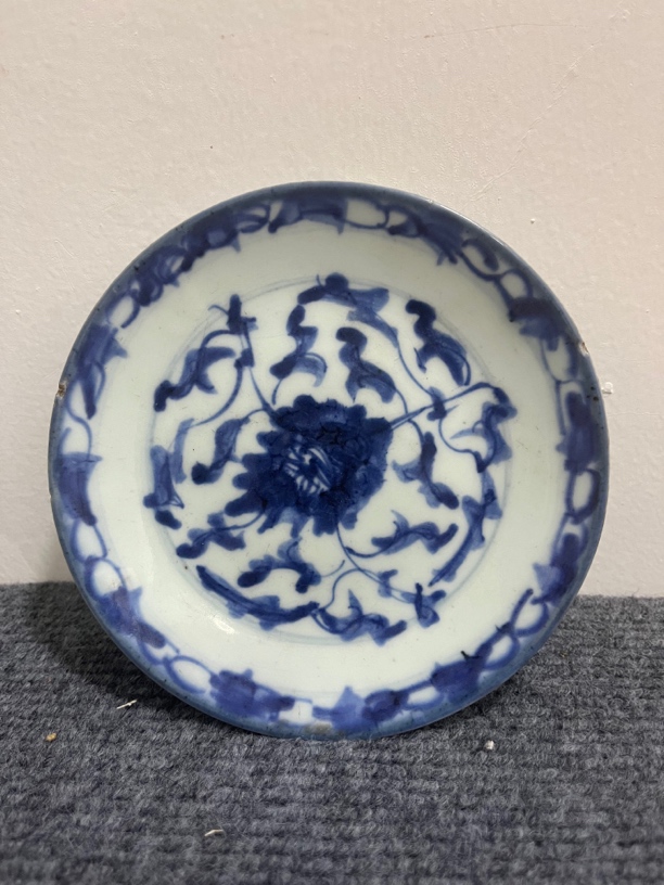 青花灵芝赏盘一个