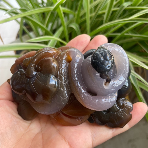 精工玛瑙如意蛇小摆件
