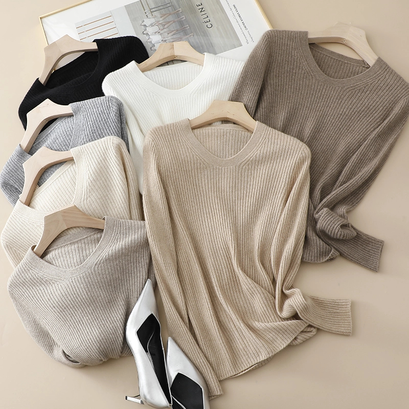 剀剀莉（28769）山羊绒低领秋冬新款无缝一体气质修身打底衫毛衣