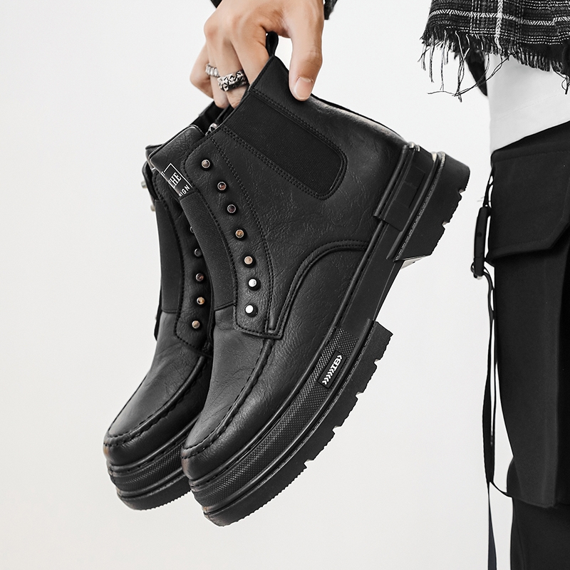 乔丹马丁靴男鞋秋季英伦厚底高筒黑色机车皮靴子男士防水防滑中筒