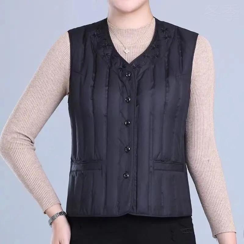 冬季秋冬季中老年羽绒服马甲女大码保暖轻薄内胆坎肩奶奶背
