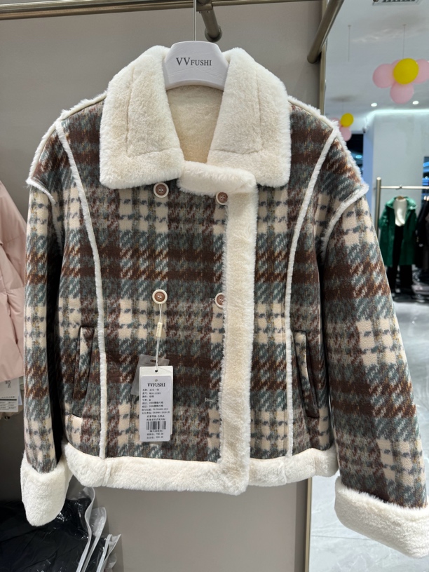 【VV FUSHI】W24112593秋冬复古格纹加绒加厚外套宽松保暖皮毛一体