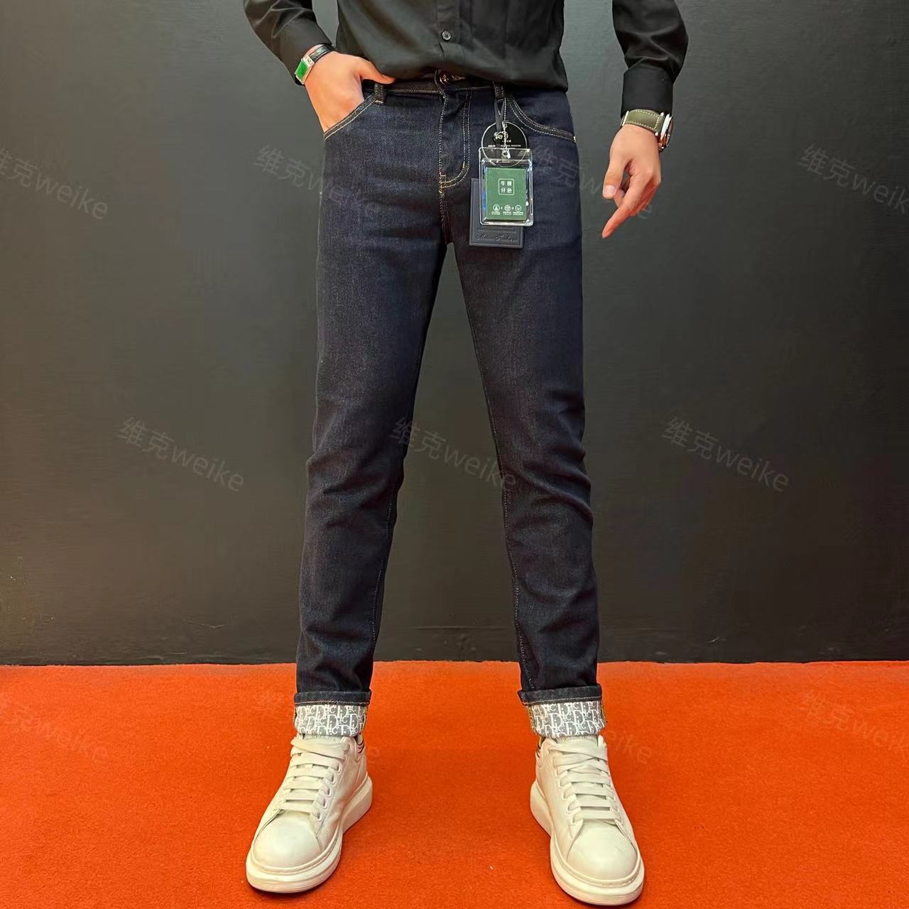 《WEIKE》699锁色24K电镀原牛蓝男士洗水修身小直筒百搭休闲牛仔裤