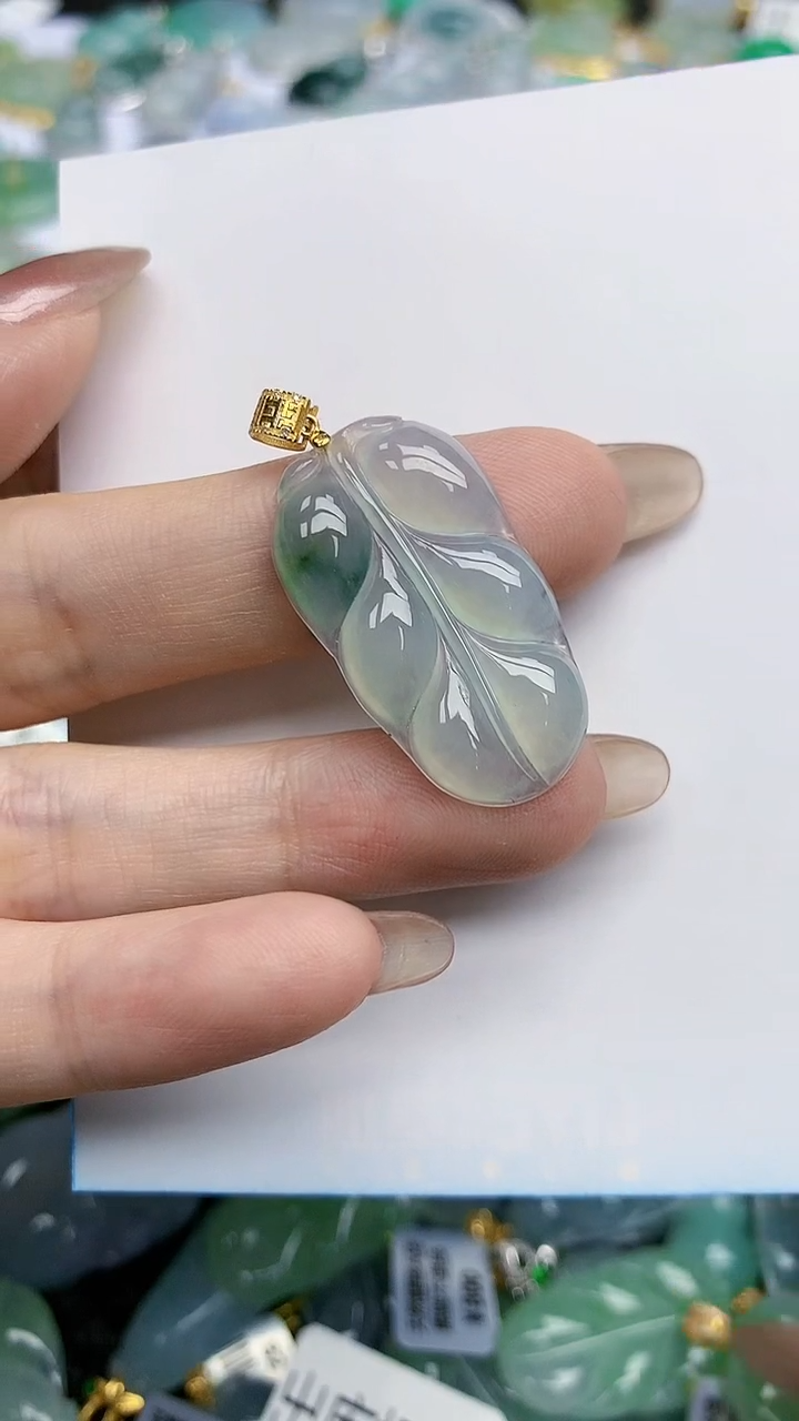 【闪购商品】翡翠颈饰18K金镶嵌天然翡翠A货，85