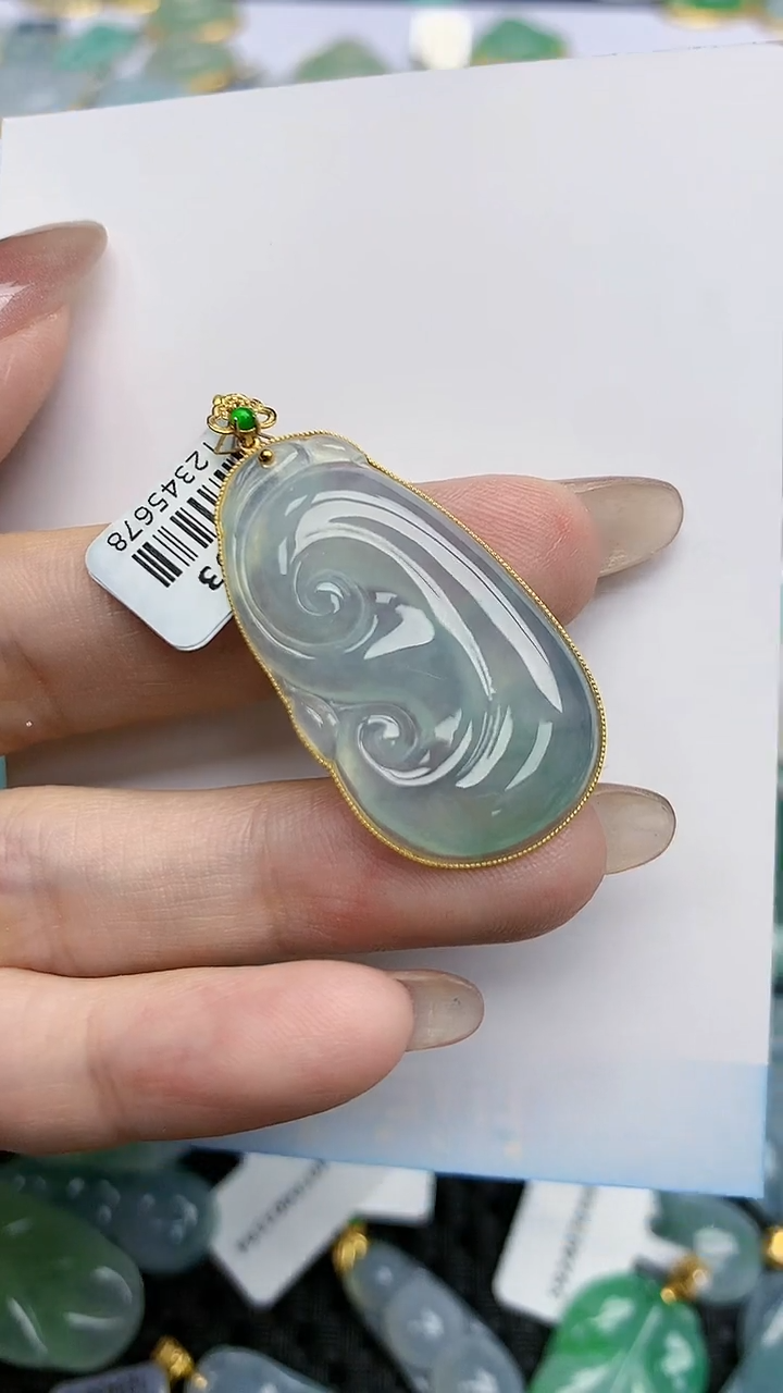 【闪购商品】翡翠颈饰18K金镶嵌天然翡翠A货，132