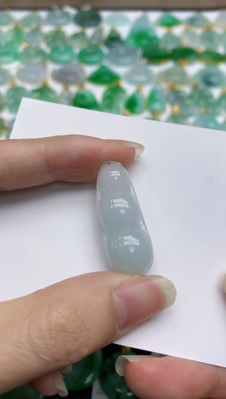【闪购商品】翡翠颈饰未镶嵌3
