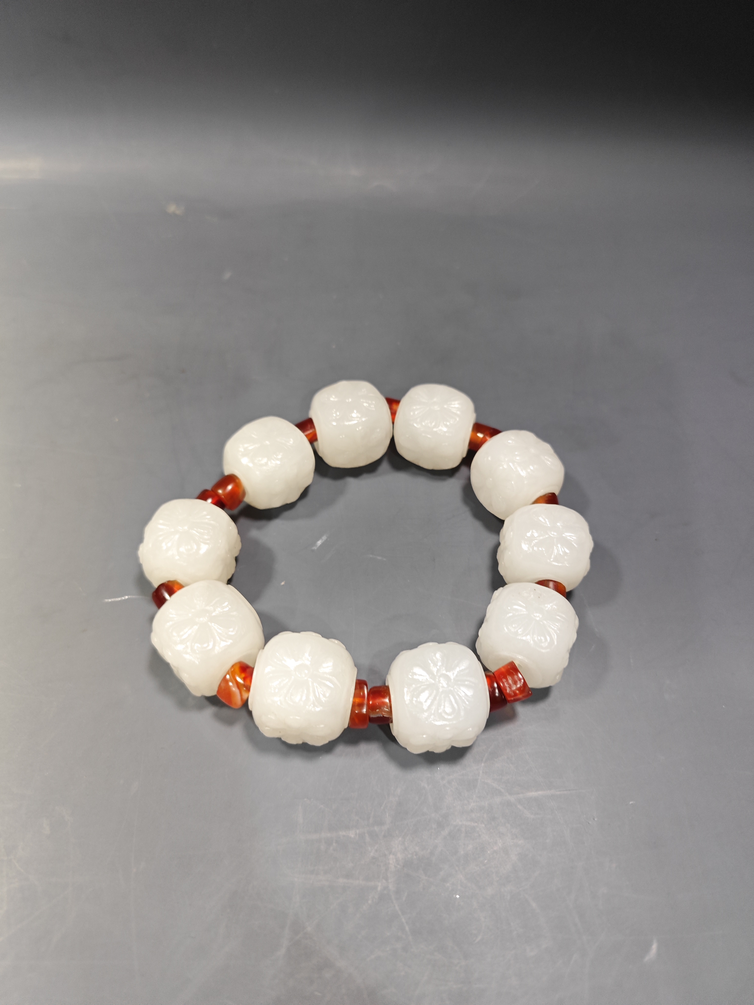 和田白玉  富贵花手串，103克