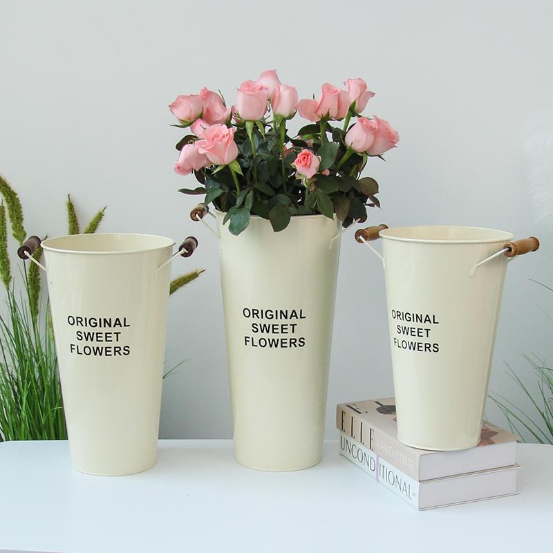 米色木把提手铁皮花桶简约创意花店鲜花桶玫瑰百合家用落地醒花桶