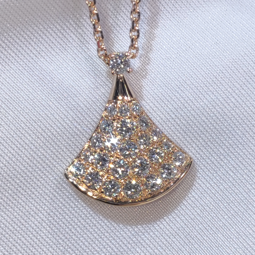 实验室培育钻石【宝丽亚】18K玫瑰金小裙子满钻项链  约5.3-5.5克