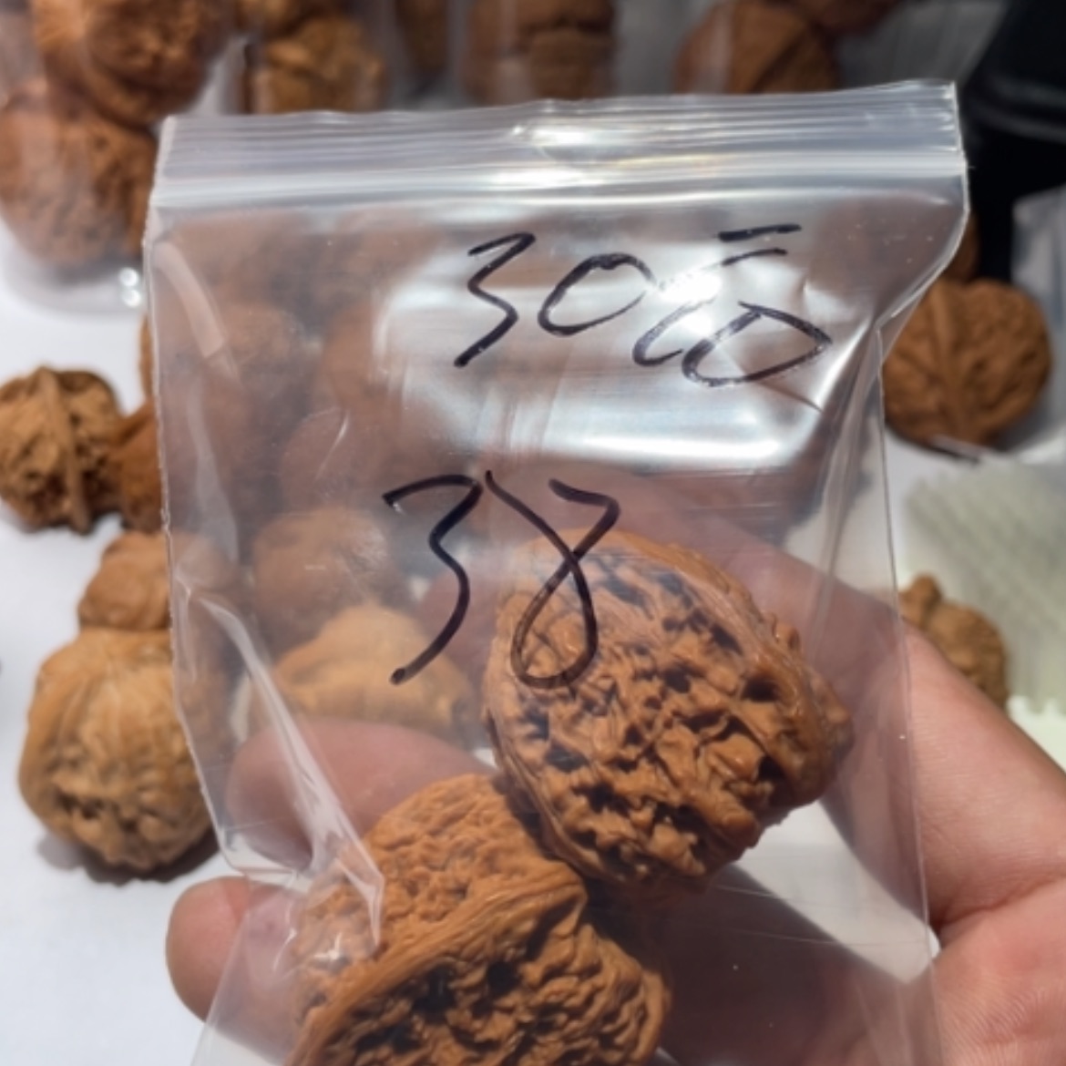 【闪购商品】文玩核桃把件肥****虾
