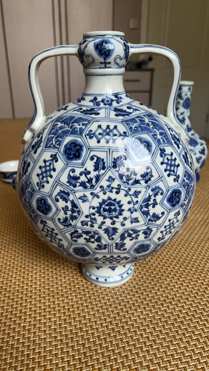 景德镇手工仿明青花陶瓷