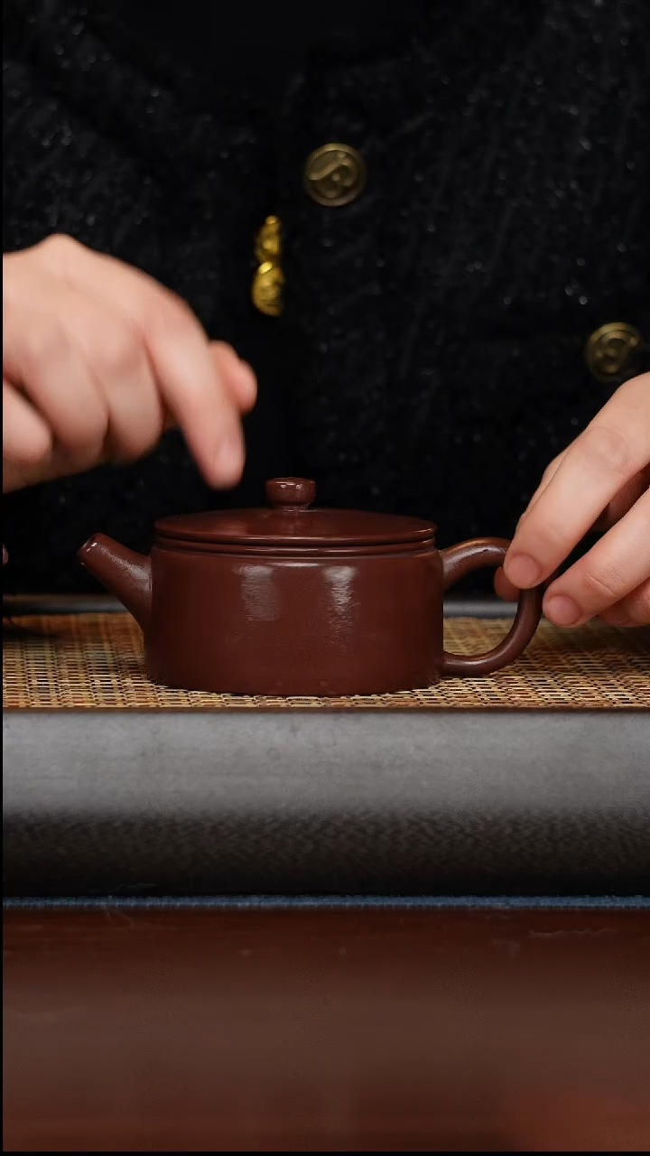【闪购商品】紫砂茶壶周国君紫朱泥光素大口汉瓦150cc