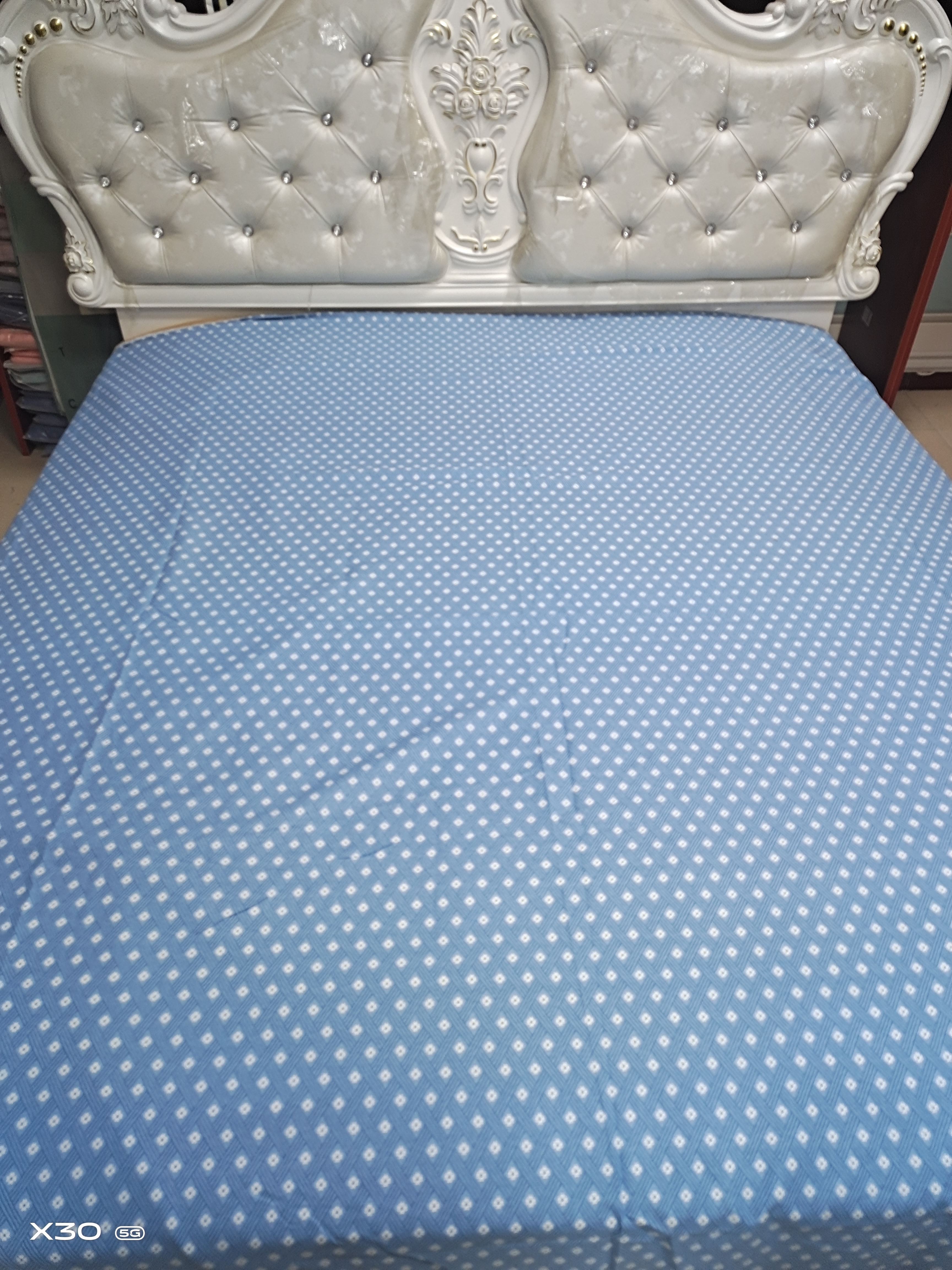 （292）纯棉粗布床单2.45*2.45米（+-5公分）   菱形蓝花