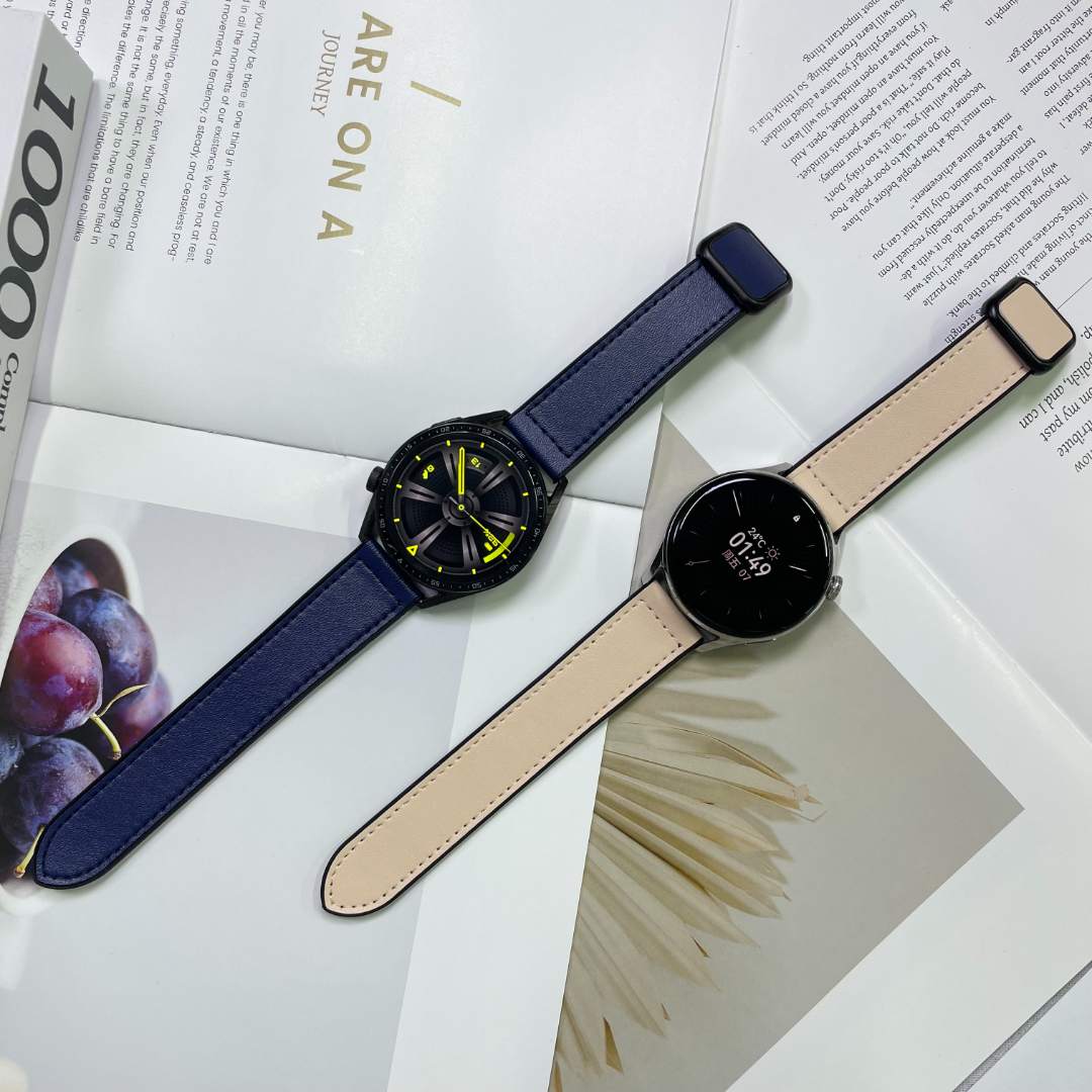 适用华为手表watch5疯马皮硅胶材质磁吸方扣表带watch4超软皮