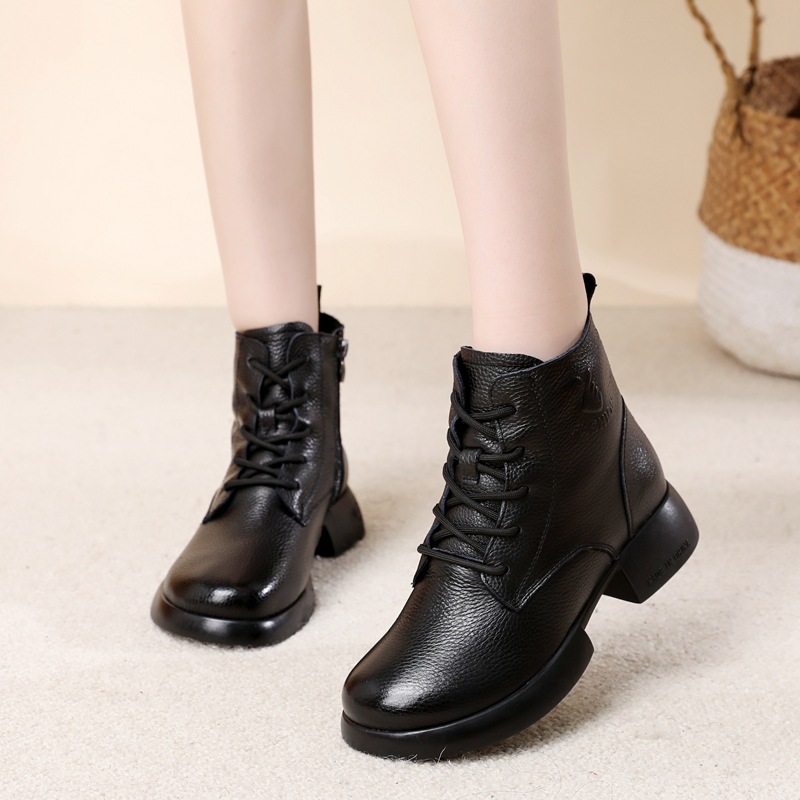 头层牛皮马丁靴女鞋软底休闲系带复古英伦风显脚小女靴加绒短靴