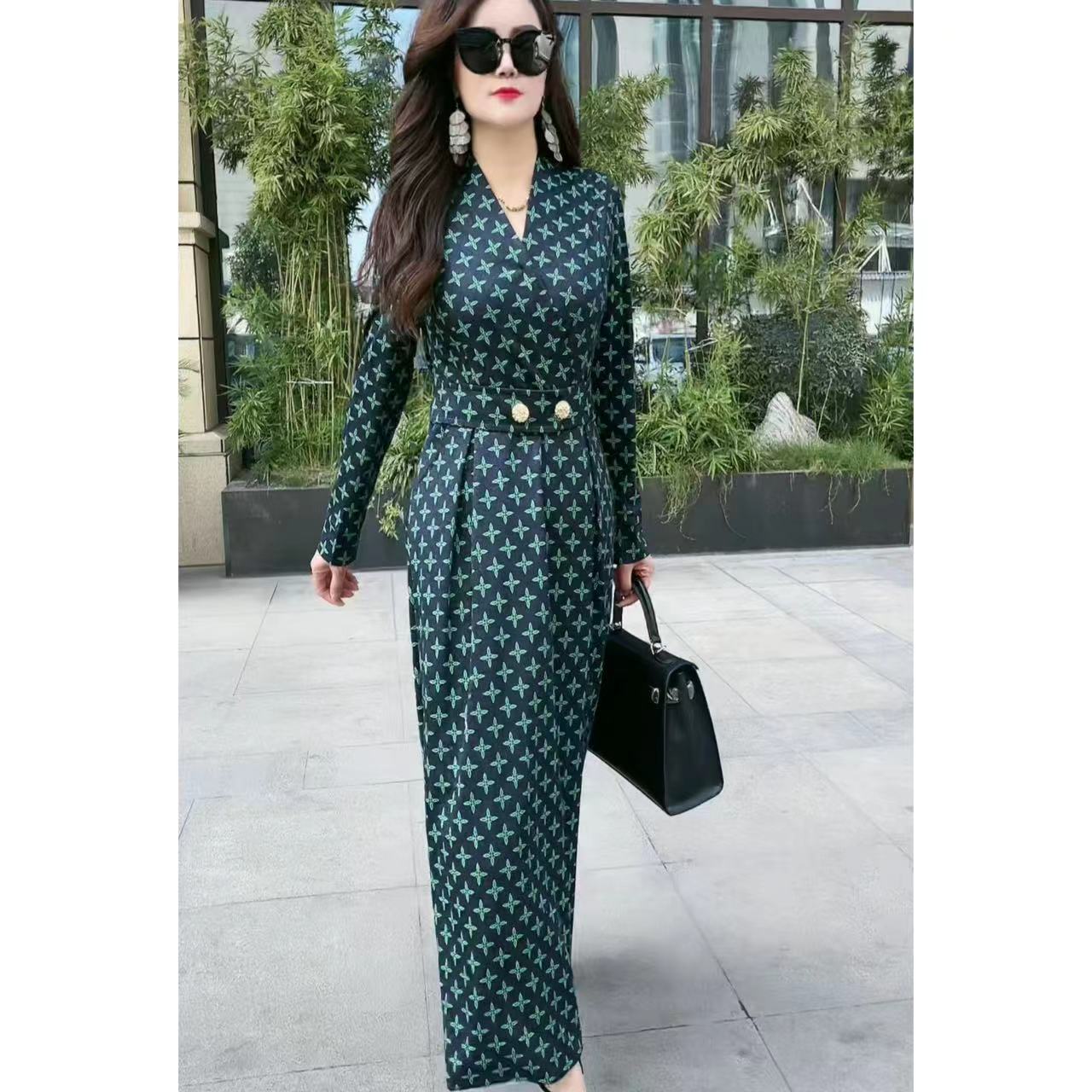 3235气质秋款连衣裙时尚