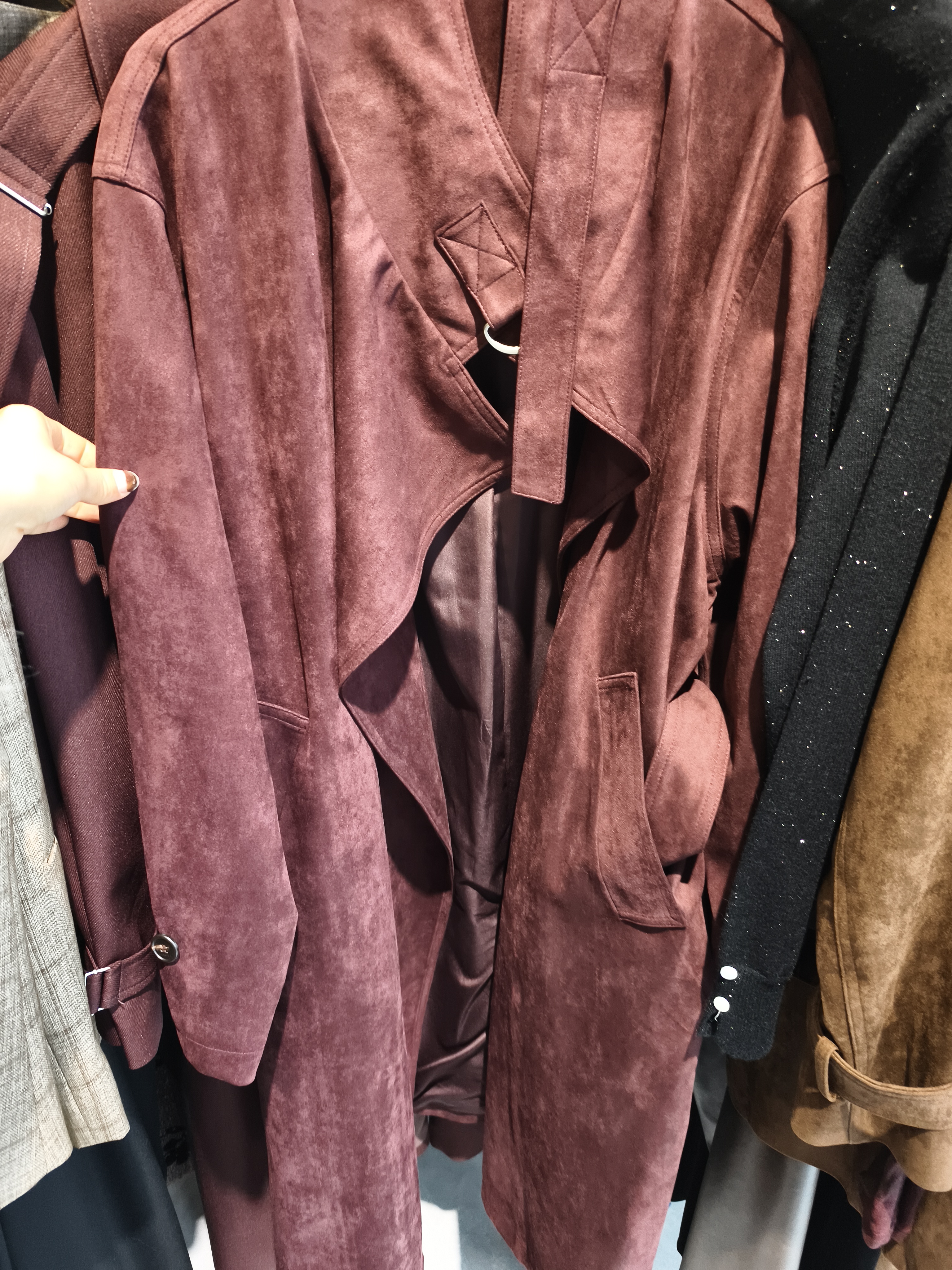 精品时尚潮流大衣