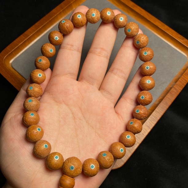 凤眼菩提手持，尺寸12mm，油性好