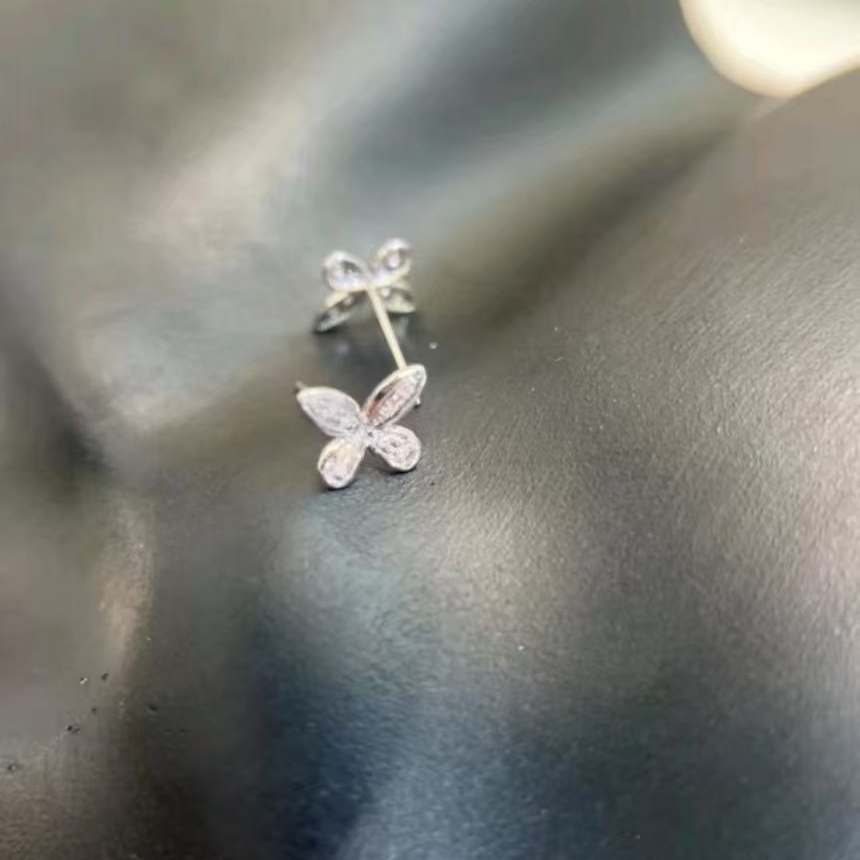 【PEIDI珠宝】重金 10分小蝴蝶耳钉