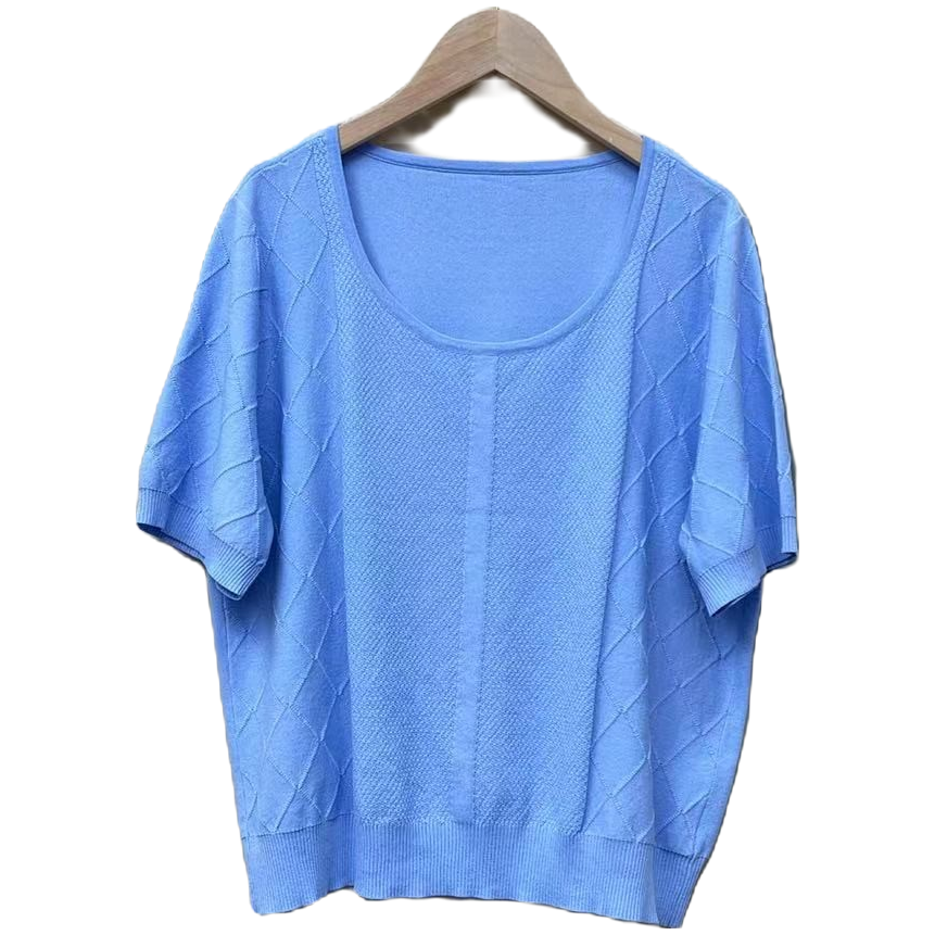 俊丰服饰2023年春夏款大码女装圆领菱形格短款纯色冰丝套头气质