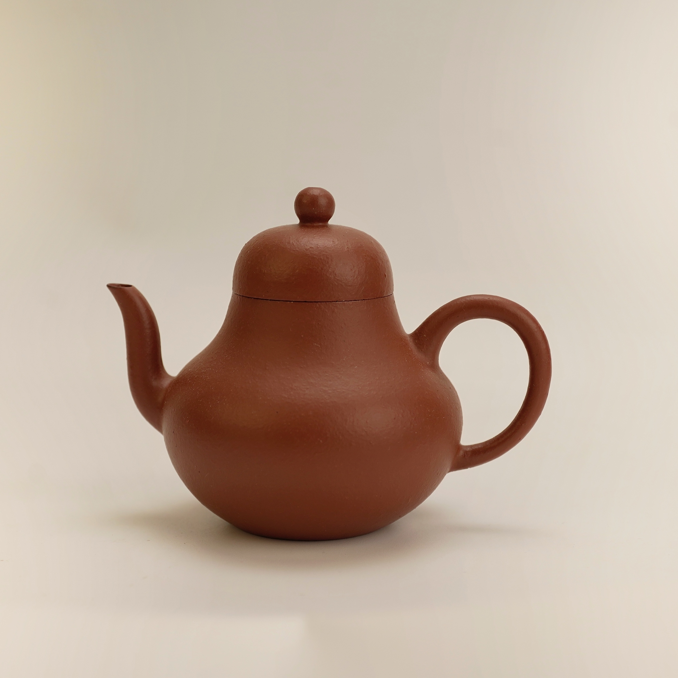 宜兴黄龙山原矿贵妃朱泥思婷紫砂壶