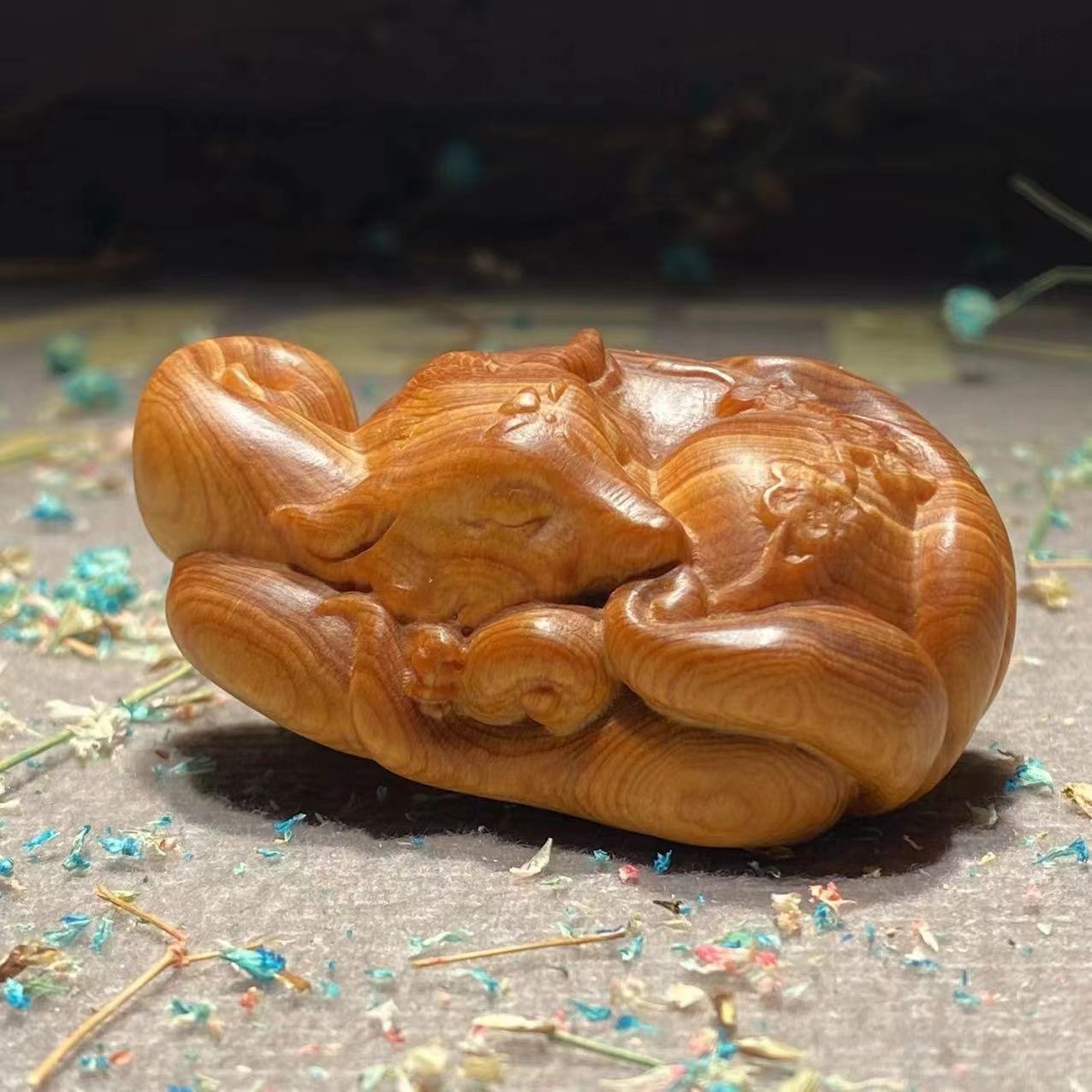 太行崖柏九尾狐陈化红油料高油手把件摆件