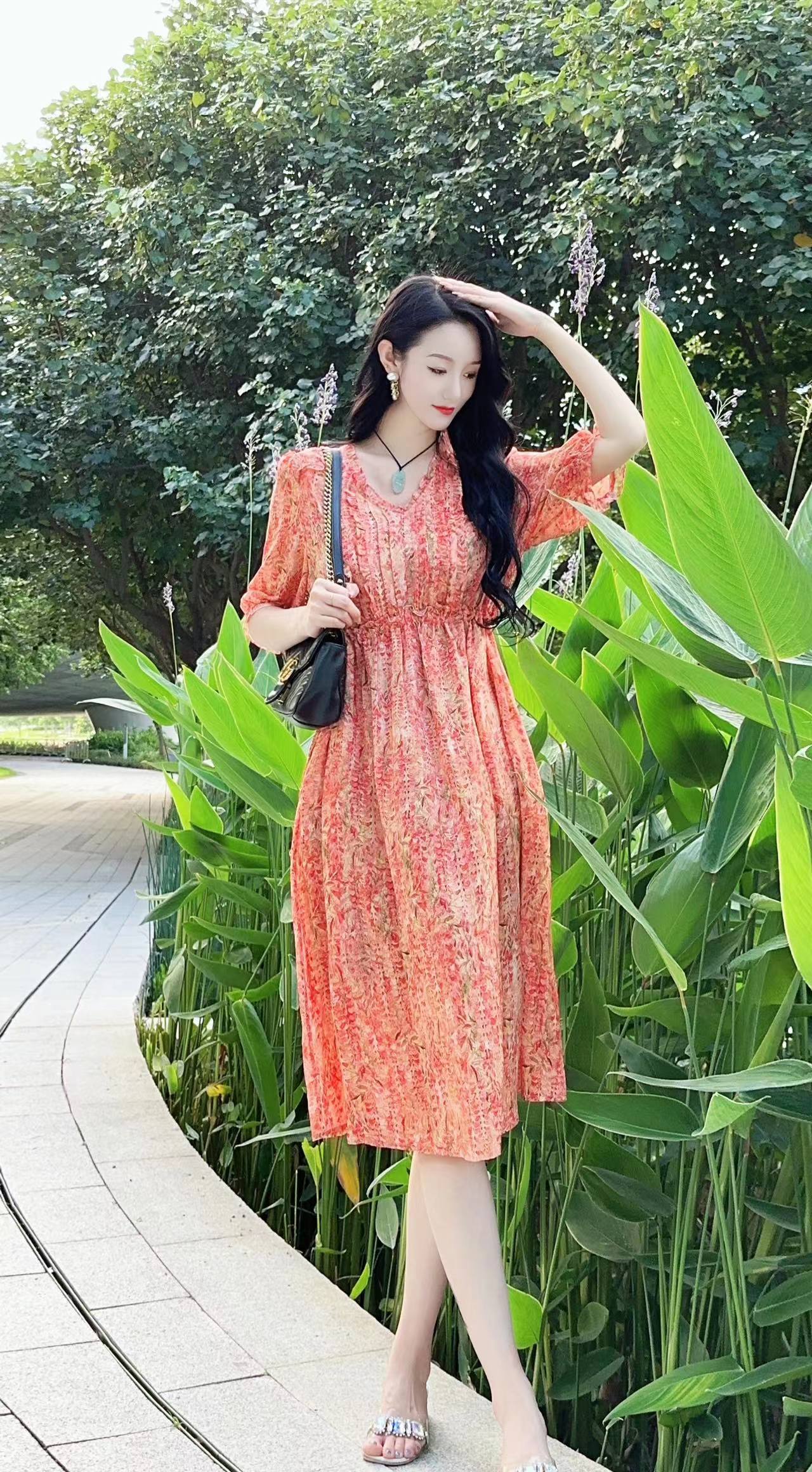 【24128樱落初夏】新款碎花气质时尚重磅桑蚕丝系带宽松连衣裙105